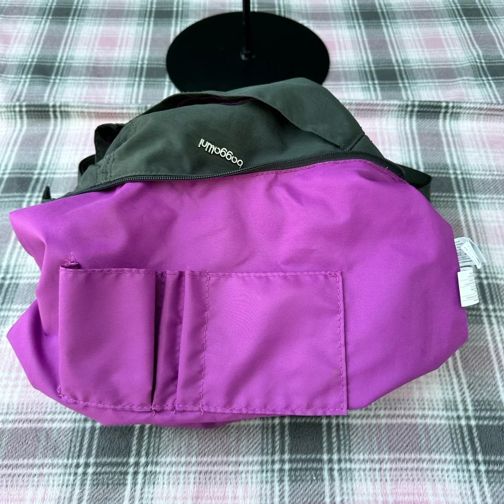 baggallini hand bag 12Wx13Hx5.5Deep